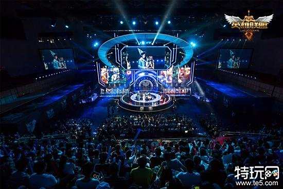 他的个人能 他的个人能