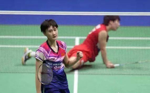 布云朝克特 布云朝克特