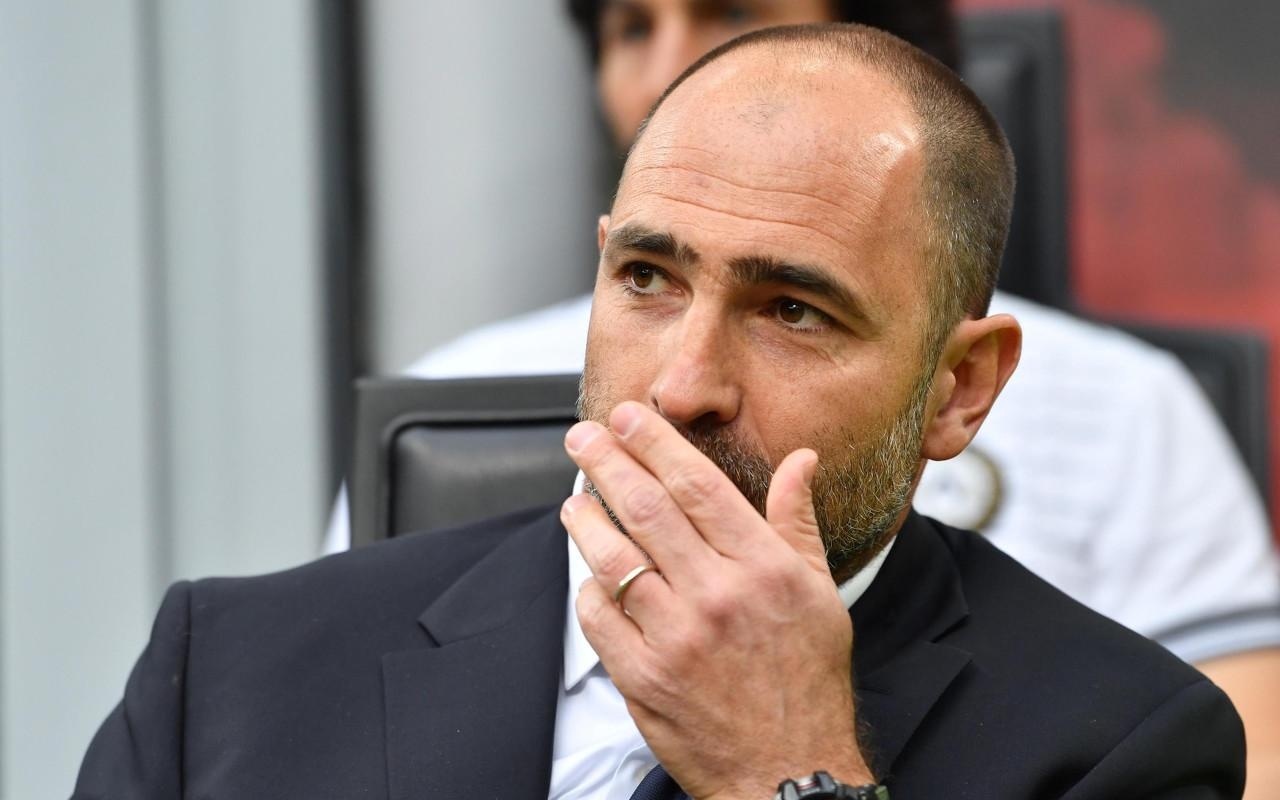 使他能够在 使他能够在