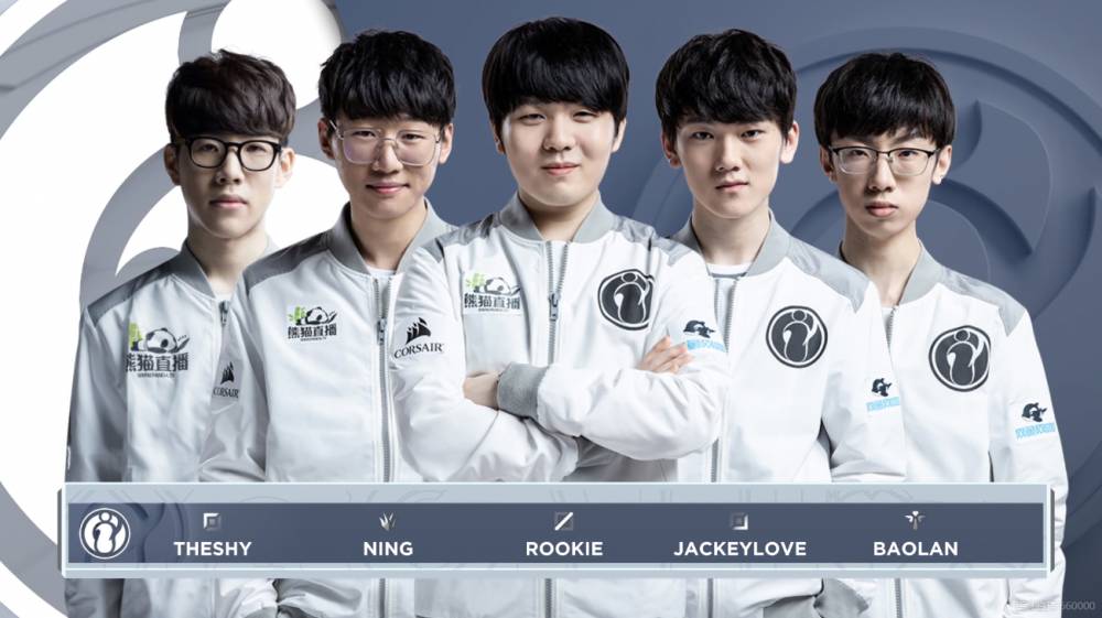 位才华横溢 位才华横溢