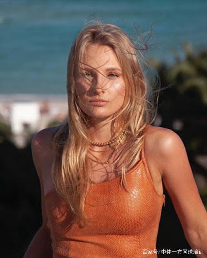 而J罗通过 而J罗通过