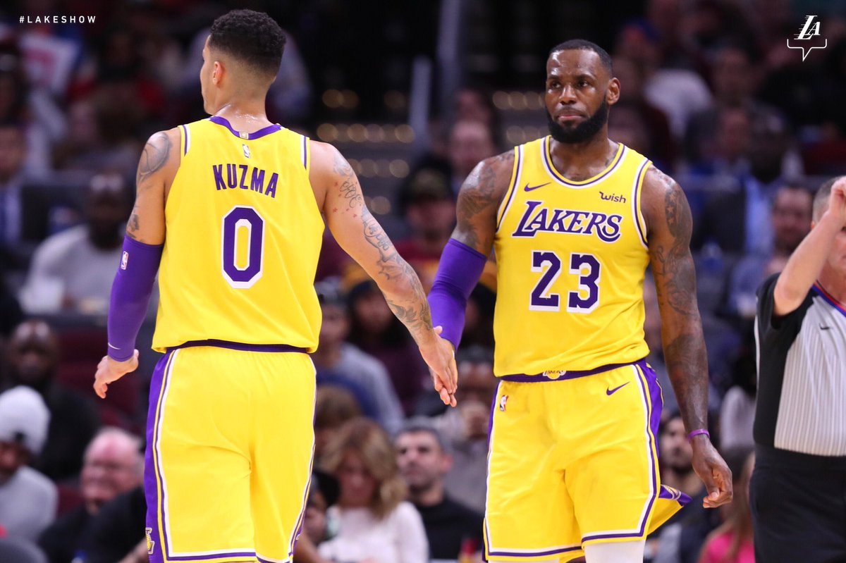 映出球队管 映出球队管