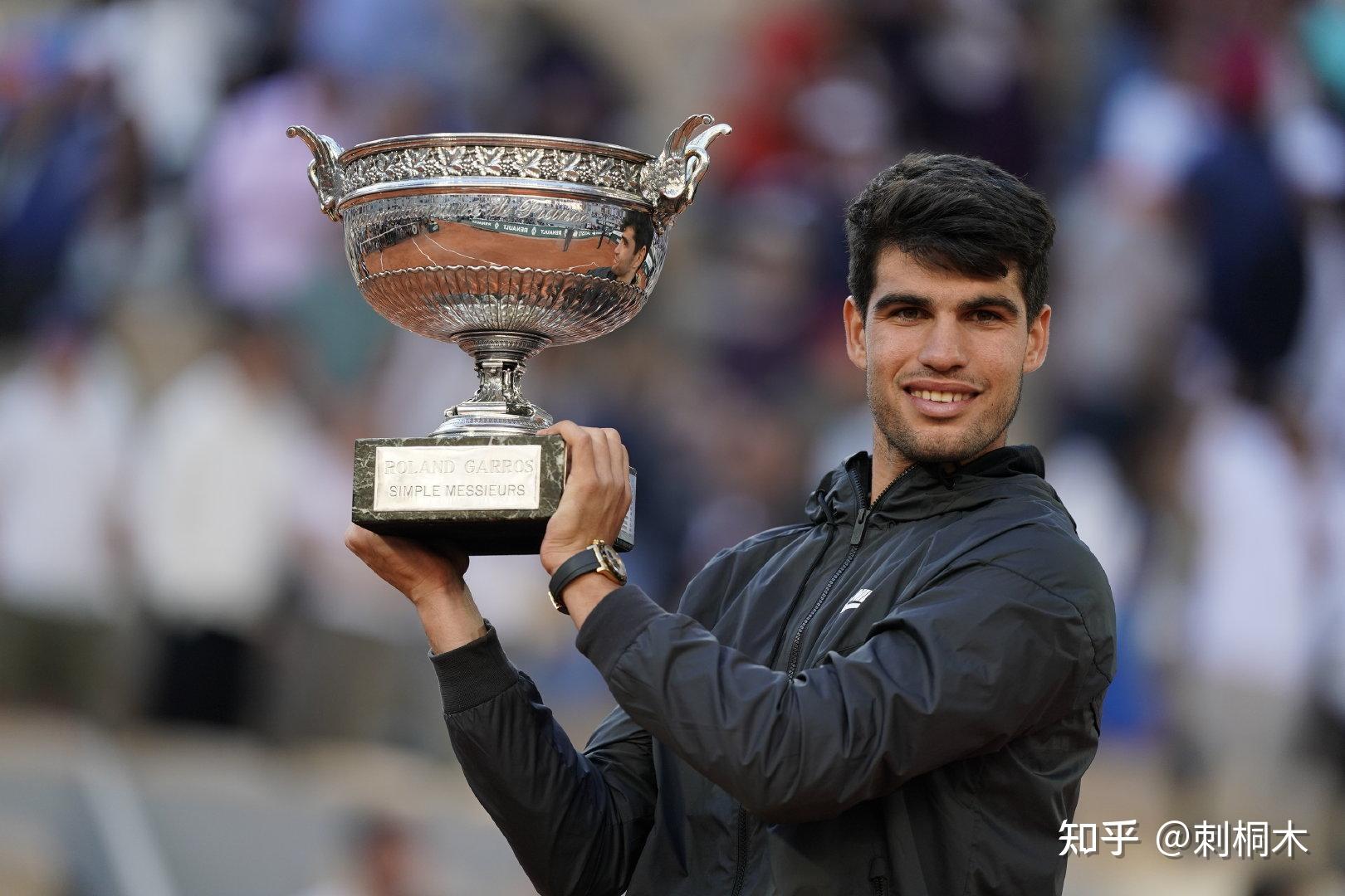 中展露无遗 中展露无遗