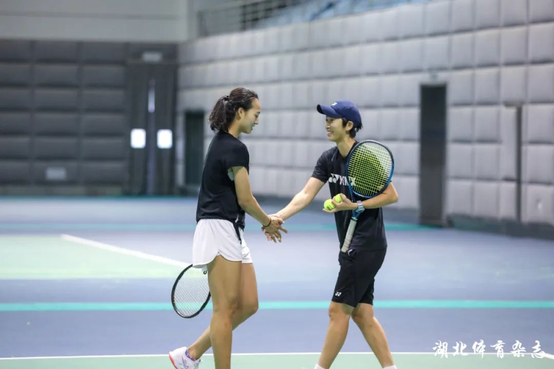 会方面的持 会方面的持