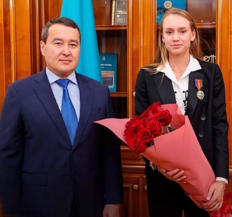 正成硬约束 正成硬约束